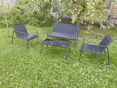 Aiamööbel 3+1+1 lauaga
