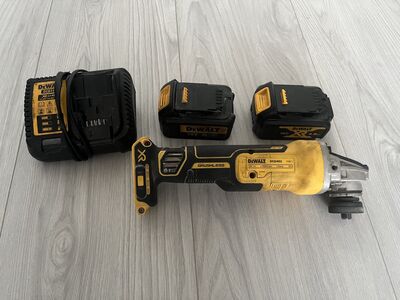 Dewalt akunurklihvija