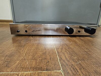 Aura VA100 Evolution B&W HiFi võimendi