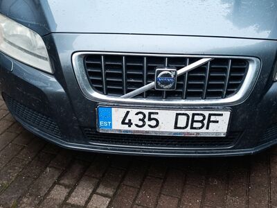Volvo v70