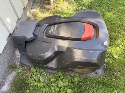 Robotniiduk Husqvarna 420