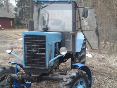 Traktor Mtz-82