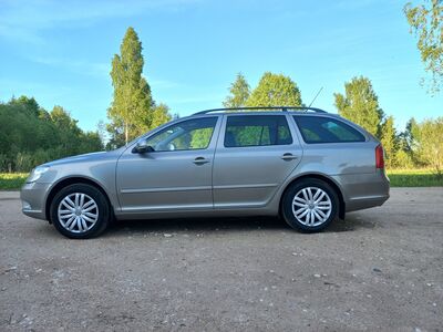 2010 Škoda Octavia 1,6d manuaal