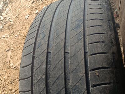 235/45 R17 Michelini suverehvid