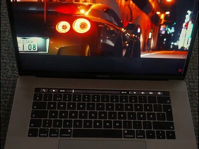 MacBook Pro 15" Dynamic t2018 i7 2.6ghz 512 gb ssd