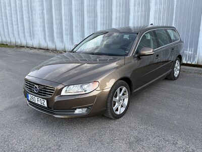 Volvo V70 Facelift 2.0 R5 D3 100kW, JÄRELMAKS!