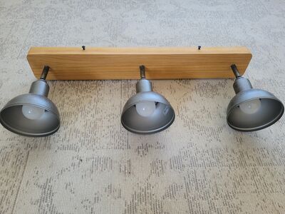 Laelamp (puit, metall)