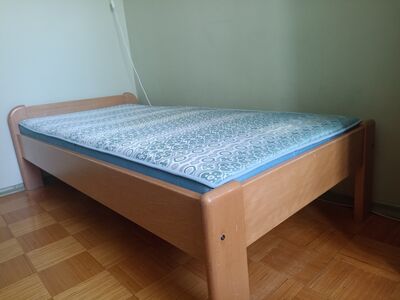 Täispuidust voodi 90x190cm (pöök)