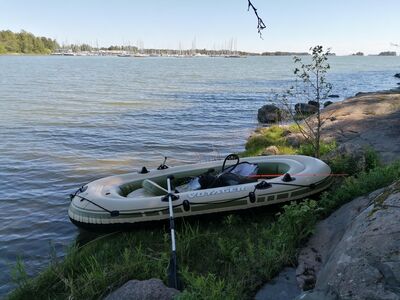 Kummipaat