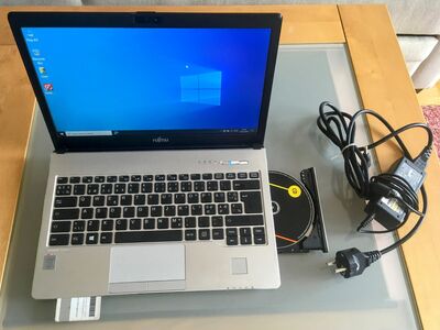 Fujitsu LifeBook S935 (i7, 12GB RAM)