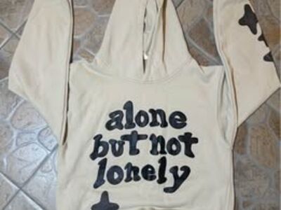 Broken Planet Alone But Not Lonely pusa