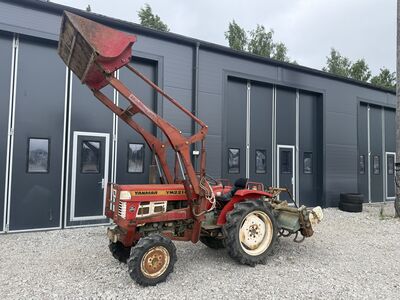 Väiketraktor Yanmar YM2210d laaduriga + frees