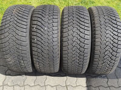 215/55 R17 Falkeni lamellrehvid