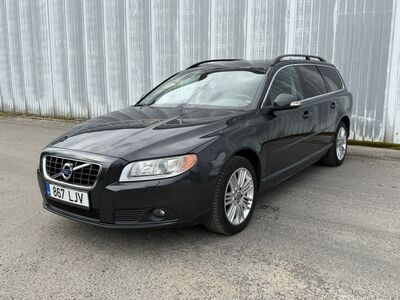 Volvo V70 Momentum 2.0 R5 D3 120kW, JÄRELMAKS!