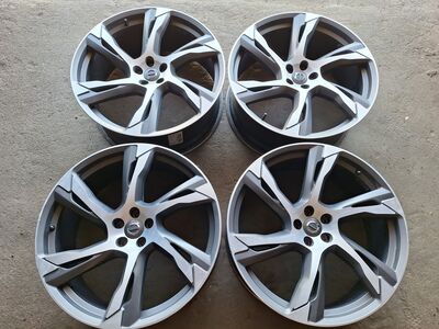 22" Volvo originaalveljed 5x108