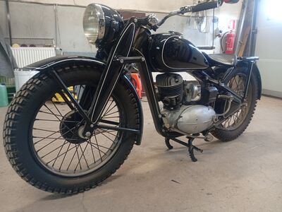 IZ 350, uunikum