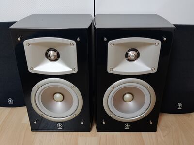 Yamaha NS-333 riiulikõlarid