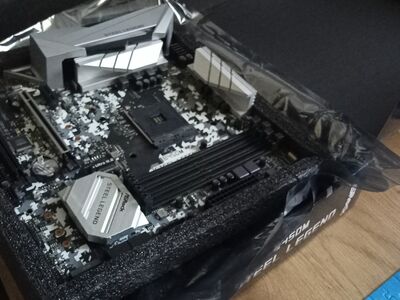 AM4 Asrock B450M Steel Legend