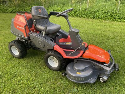 Райдер Husqvarna R422Ts 4x4