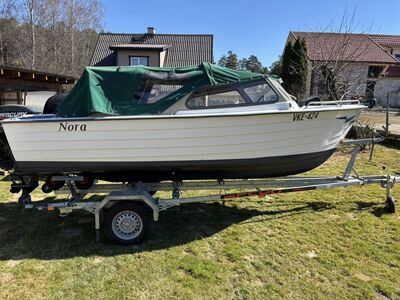 Herwa 16 + Mercury 30hp EFI + haagis Respo