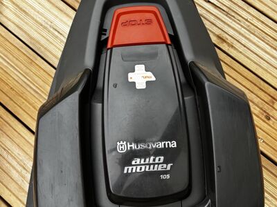 Husqvarna robotniiduk