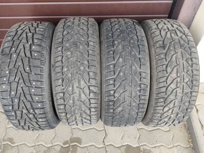215/50 R17 uueväärsed naastrehvid