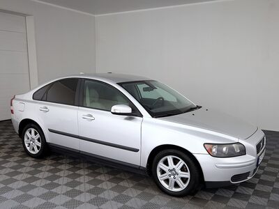 Volvo S40