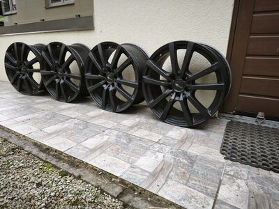 19" Brock RC25 matt black veljed