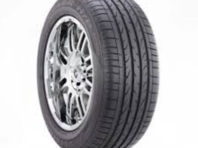275/50R19 BRIDGESTONE   suverehvid