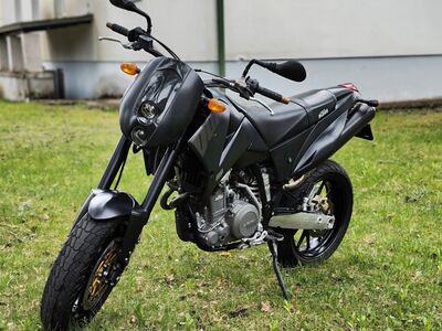 KTM Duke 2