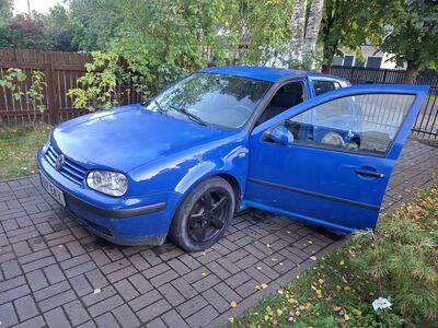 Volkswagen Golf 1.9d 66kw.