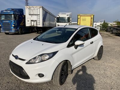 Ford Fiesta 1.2л бензин mk7 на запчасти