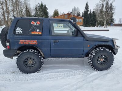Mitsubishi Pajero 2.5 73kW