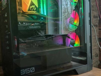 Lauaarvuti I5 14600KF + GTX 1660TI 6Gb + monitor
