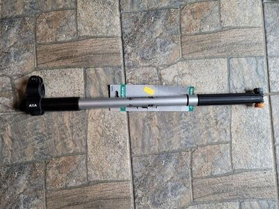 Jalgratas Axa Double Head rattapump + kinnitus
