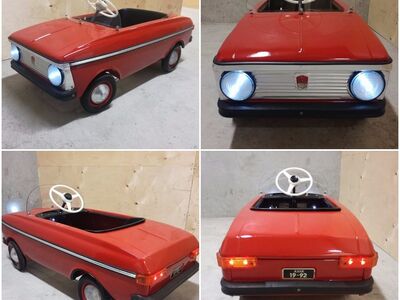 Moskvich plekist laste pedaalauto AZLK 1992