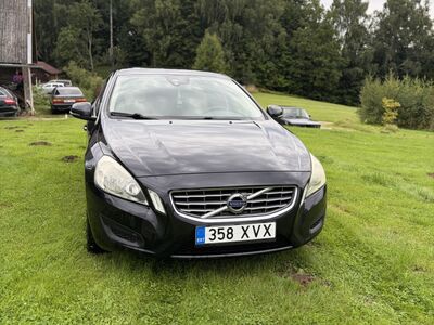 Volvo V60, 2012a, 120kw