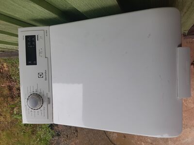 Pesumasin Electrolux tagavara osadeks.