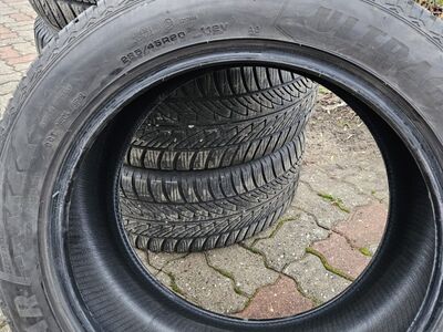 Goodyear talverehvid 285/45R20