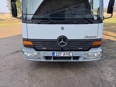 Puksiirauto MB Atego