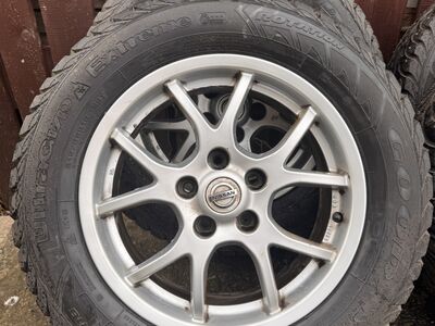 Nissan 16" rattad 5x114.3