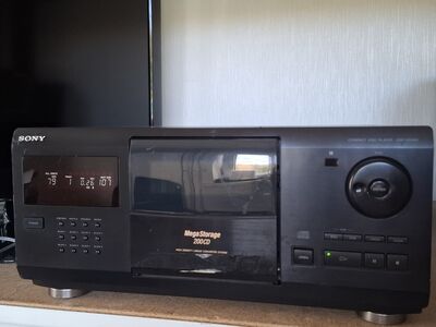 SONY MEGA STORAGE 200/CD CDP-CX200