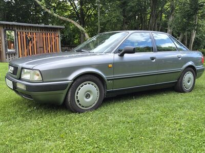 Audi 80 B4