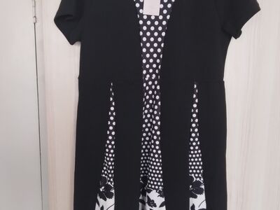 Uus must-valge kleit s 2 XL.
