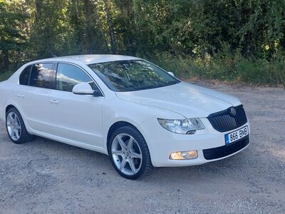 Skoda Superb (reg tasu makstud)