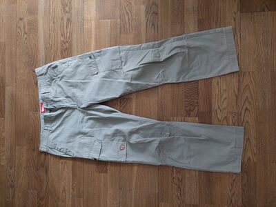 Fjällräven matkapüksid
