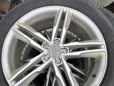 Audi R19 valuveljed