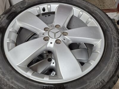MB ML/GL R19 valuveljed + talverehvid( ka eraldi )