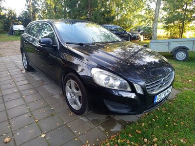 Volvo v60 D5204T3