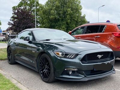 2015 aasta Mustang GT kere detailid